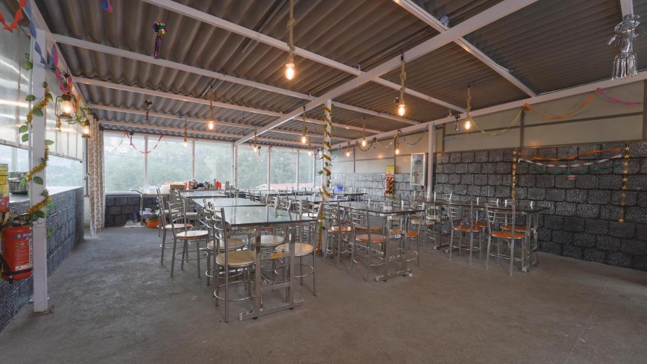 ホテル Amuthu Residency ウーティ エクステリア 写真